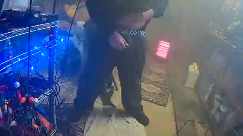 punkrunr083 online show from February 20, 2025, 7:55 am