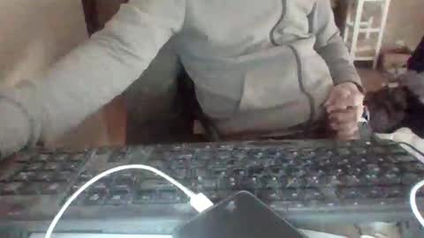 pup_y online show from December 23, 2025, 10:46 am