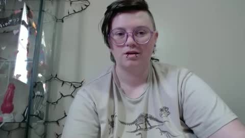 Snapshot of pupghostt chatting on April 2, 2026, 1:20 pm PupGhostt online show from April 2, 2026, 1:20 pm