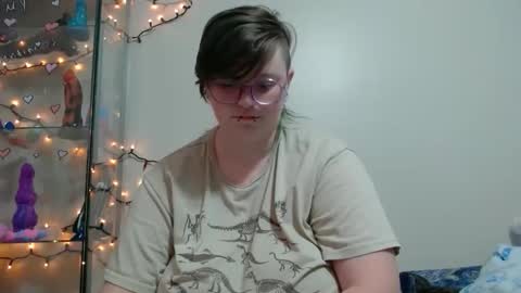 Snapshot of pupghostt chatting on April 6, 2026, 1:23 pm PupGhostt online show from April 6, 2026, 1:23 pm