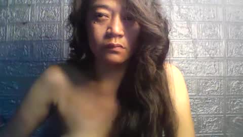 Snapshot of pure_sweetasian chatting on May 12, 2026, 8:39 pm pure_sweetasian online show from May 12, 2026, 8:39 pm