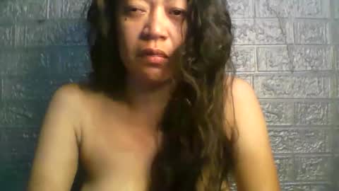 Snapshot of pure_sweetasian chatting on May 13, 2026, 8:06 pm pure_sweetasian online show from May 13, 2026, 8:06 pm