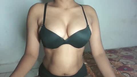 Snapshot of pureelove chatting on March 2, 2026, 4:25 am Your love online show from March 2, 2026, 4:25 am