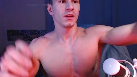 puremenshape online show from December 14, 2025, 3:23 am