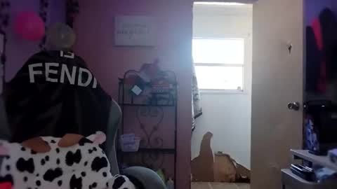 Snapshot of purple2staythnxxx chatting on October 13, 2025, 3:01 pm Purple2StayThnxxx online show from October 13, 2025, 3:01 pm