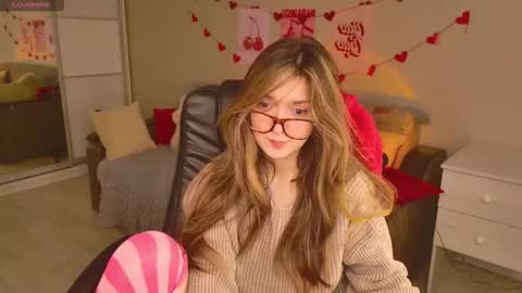 Snapshot of purple_averge chatting on January 16, 2026, 5:44 am Bella online show from January 16, 2026, 5:44 am