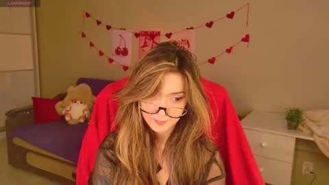 Snapshot of purple_averge chatting on February 4, 2026, 5:46 am Bella online show from February 4, 2026, 5:46 am