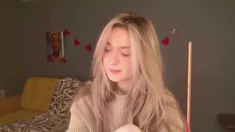 Snapshot of purple_averge chatting on February 20, 2026, 6:26 am Bella online show from February 20, 2026, 6:26 am