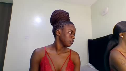 purple_honey1 online show from April 29, 2026, 6:58 pm
