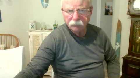 Snapshot of purpleshroom chatting on February 25, 2025, 4:35 am purpleshroom online show from February 25, 2025, 4:35 am