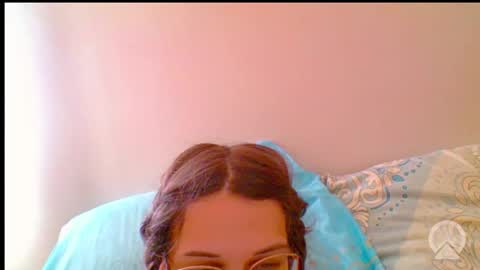 Snapshot of purretta chatting on March 1, 2026, 10:17 am Mishel online show from March 1, 2026, 10:17 am