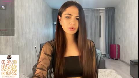 Snapshot of purrpaw chatting on November 1, 2025, 10:23 pm Zendaya online show from November 1, 2025, 10:23 pm