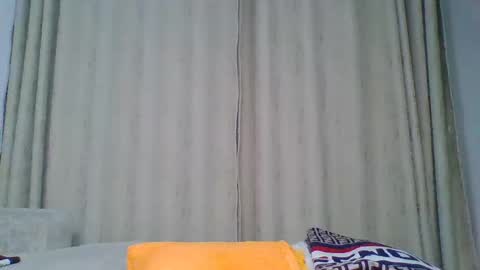 Snapshot of pussiey_tightte chatting on October 4, 2025, 12:08 am Sweetpie online show from October 4, 2025, 12:08 am