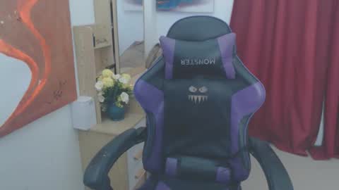 Snapshot of pussiswet_xx chatting on June 3, 2026, 9:23 am jessy online show from June 3, 2026, 9:23 am