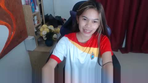 Snapshot of pussiswet_xx chatting on June 4, 2026, 12:11 pm jessy online show from June 4, 2026, 12:11 pm