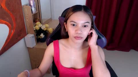 Snapshot of pussiswet_xx chatting on June 11, 2026, 7:17 am jessy online show from June 11, 2026, 7:17 am