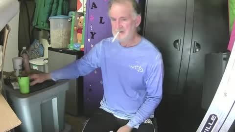 Mark online show from December 11, 2024, 4:09 pm