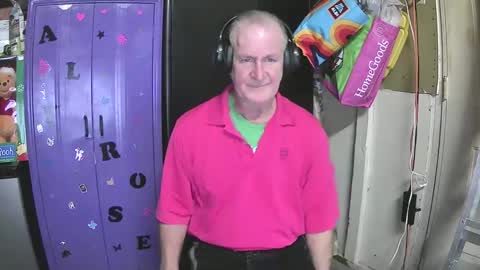 Mark online show from January 9, 2025, 5:43 pm