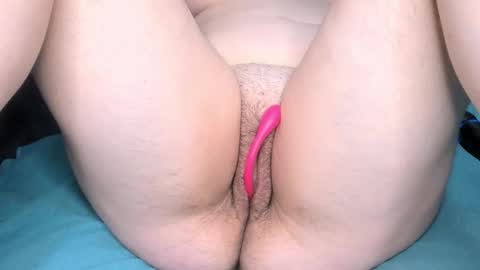 Snapshot of pussy_sladusy chatting on February 10, 2026, 3:21 am Nina online show from February 10, 2026, 3:21 am