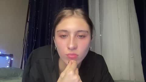 Snapshot of pussygir007 chatting on January 3, 2025, 2:19 pm pussygirl007 online show from January 3, 2025, 2:19 pm