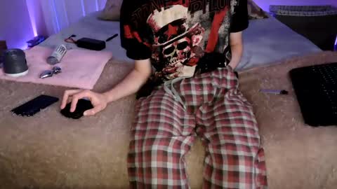 pussylover2182 online show from December 13, 2024, 7:58 am