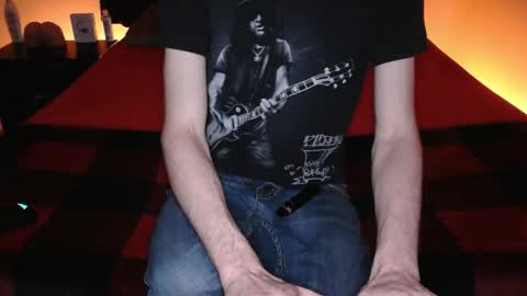 pussylover2182 online show from January 14, 2026, 5:24 am