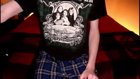 pussylover2182 online show from March 23, 2026, 4:16 am