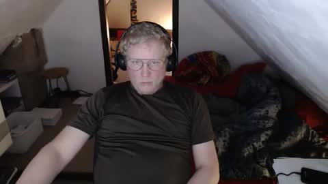 pussylovercb online show from May 13, 2026, 1:08 pm