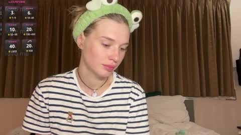 Lina online show from April 4, 2026, 9:12 pm