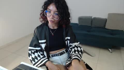 Snapshot of putakusan chatting on March 9, 2025, 5:55 am Izumi online show from March 9, 2025, 5:55 am