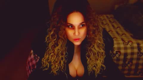 Kitty online show from March 19, 2026, 10:14 pm