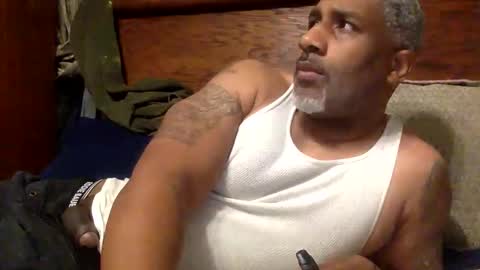 danniboy69 online show from May 12, 2026, 2:52 am