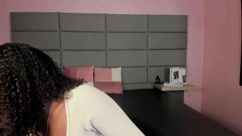 Snapshot of qeen_black2 chatting on November 30, 2025, 1:48 pm Keyla Queen Black online show from November 30, 2025, 1:48 pm