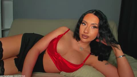 Ana online show from October 15, 2025, 11:49 pm