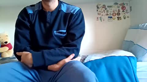 quantosibel online show from December 15, 2025, 8:40 am