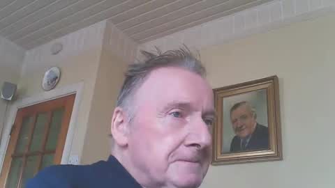 Snapshot of quathead chatting on September 19, 2025, 3:02 pm quathead online show from September 19, 2025, 3:02 pm