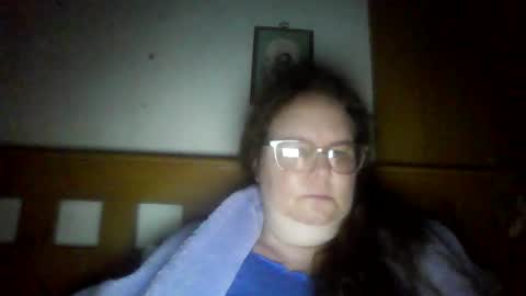 Snapshot of queen2118694 chatting on February 4, 2026, 11:16 am naughty Queen online show from February 4, 2026, 11:16 am