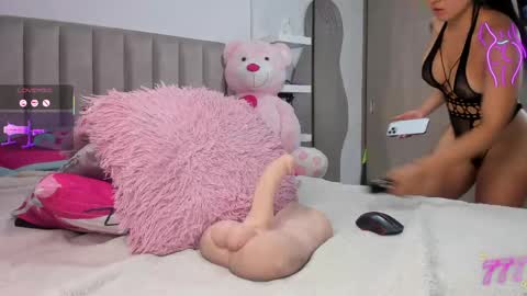  QUEEN ANTONELLA  online show from March 9, 2026, 12:58 am