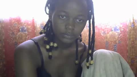 Snapshot of queen_banice chatting on October 16, 2025, 8:59 am queen_banice online show from October 16, 2025, 8:59 am