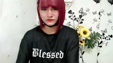 Snapshot of queen_elicktra chatting on December 27, 2024, 6:31 pm JOY online show from December 27, 2024, 6:31 pm