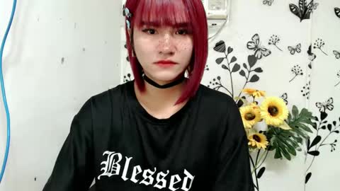 Snapshot of queen_elicktra chatting on January 2, 2025, 10:48 am JOY online show from January 2, 2025, 10:48 am