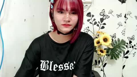 Snapshot of queen_elicktra chatting on January 4, 2025, 4:01 am JOY online show from January 4, 2025, 4:01 am