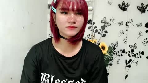 Snapshot of queen_elicktra chatting on January 24, 2025, 10:21 am JOY online show from January 24, 2025, 10:21 am