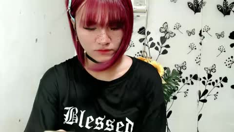 Snapshot of queen_elicktra chatting on January 27, 2025, 9:34 am JOY online show from January 27, 2025, 9:34 am