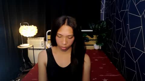 Snapshot of queen_gia chatting on April 1, 2026, 1:41 pm queen_gia online show from April 1, 2026, 1:41 pm