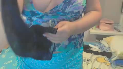 queen_jane8 online show from February 23, 2025, 5:18 pm