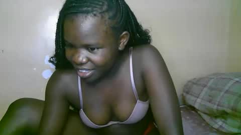 queen_latasha online show from February 16, 2026, 9:11 pm