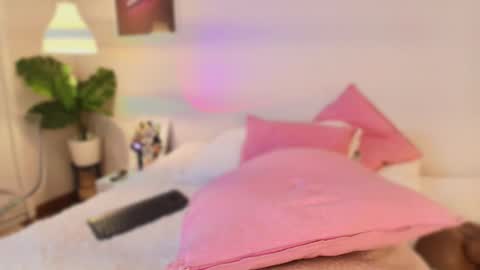 Snapshot of queen_liana chatting on February 17, 2026, 5:04 am Liana online show from February 17, 2026, 5:04 am