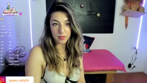 Snapshot of queen_natttyy chatting on December 23, 2024, 8:11 am queen_natttyy online show from December 23, 2024, 8:11 am