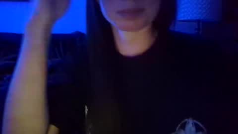 queenbee6269 online show from January 24, 2025, 7:30 am